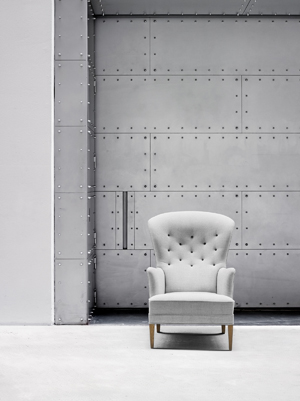 Heritage Chair by Frits Henningsen